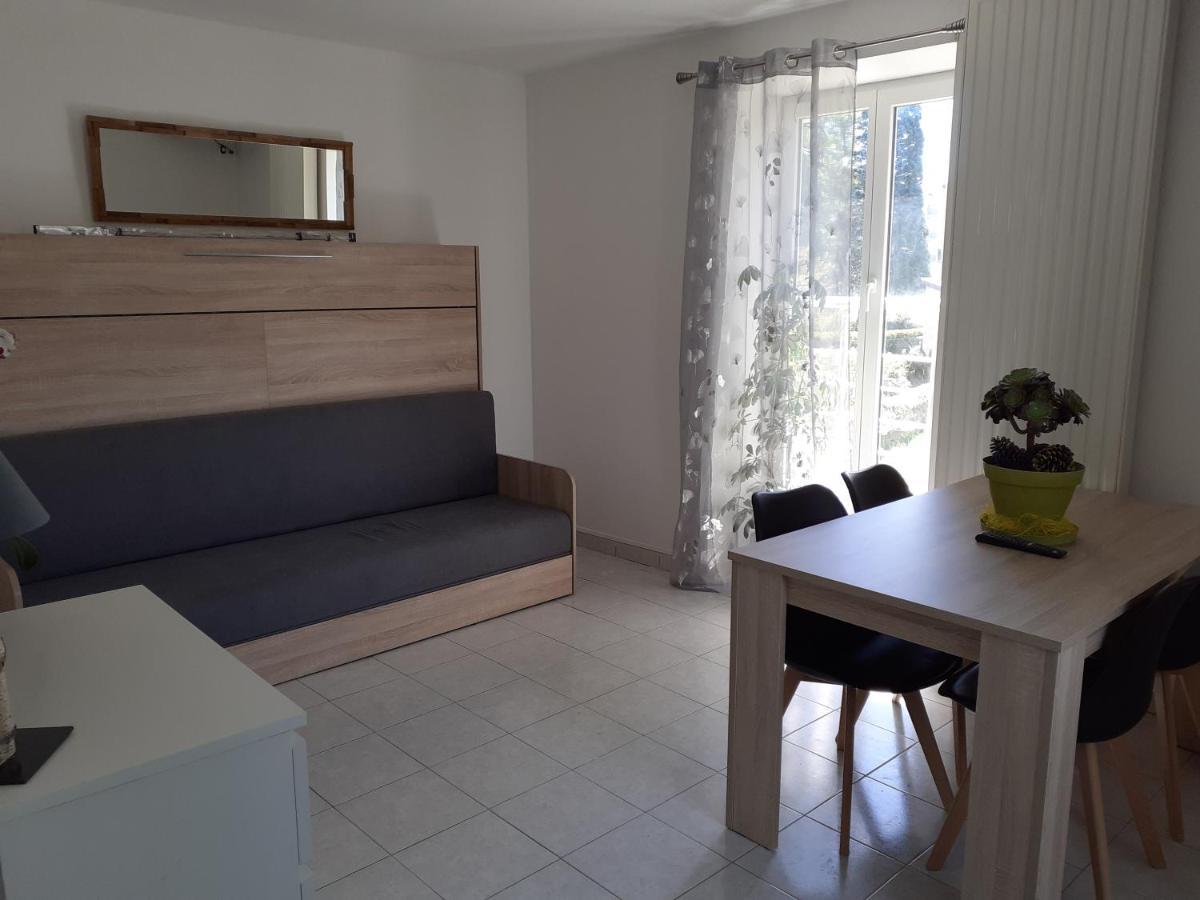 Studio En Plein Centre Ville - 2 A 4 Personnes Tence Экстерьер фото